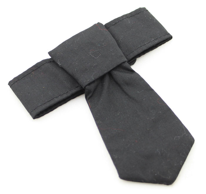 necktie collar