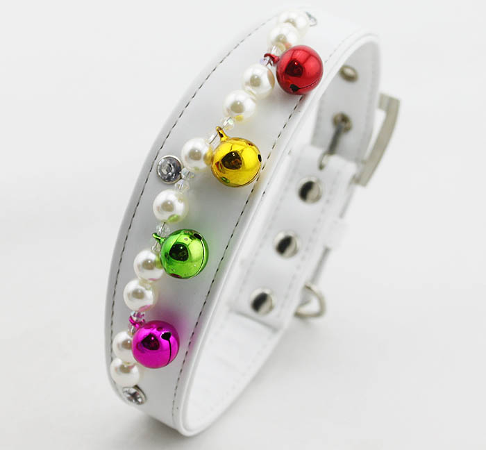 Christmas pearls&Bell Dog Collar Christmas pearls&Bell Dog Collar