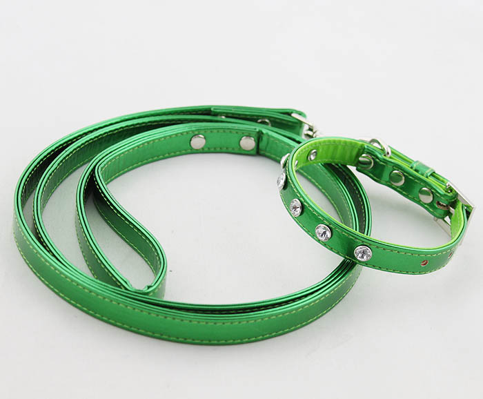 Rhinestones collars and leashes(dozen) Rhinestones collars and leashes(dozen)