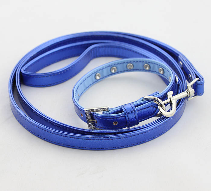 Rhinestones collars and leashes(dozen) Rhinestones collars and leashes(dozen)