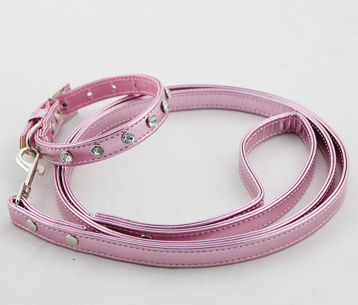 Rhinestones collars and leashes(dozen) Rhinestones collars and leashes(dozen)