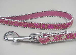 Shining Leather Leash Magenta Gorgeous