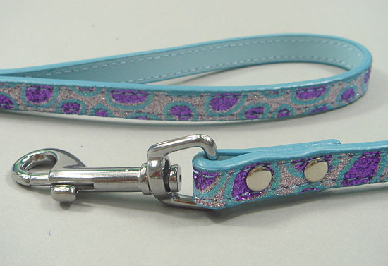 Shining Leather Leash Blue Gorgeous